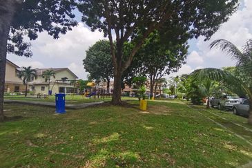 Jalan Sungai Burung 32/72