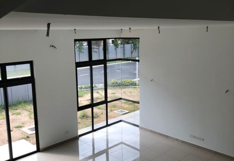 Broadleaf Residences, Hometree