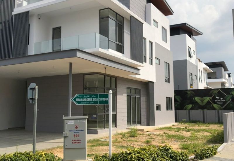 Broadleaf Residences, Hometree