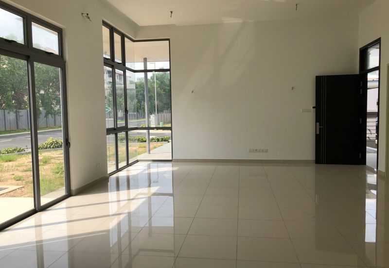 Broadleaf Residences, Hometree