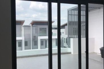 Broadleaf Residences, Hometree