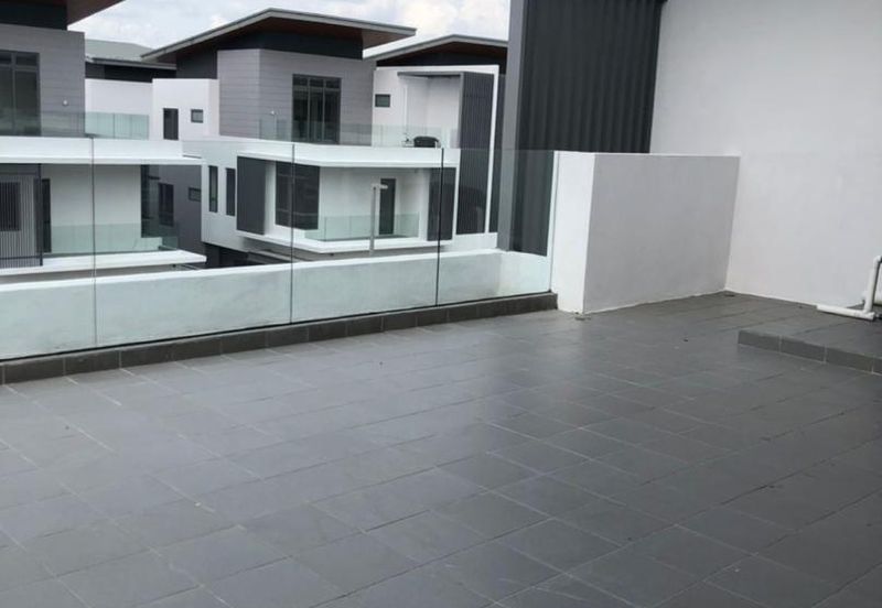 Broadleaf Residences, Hometree