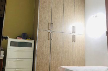 Jalan Kemuning Bayu 33/32F