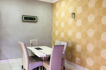 Jalan Kemuning Bayu 33/32F