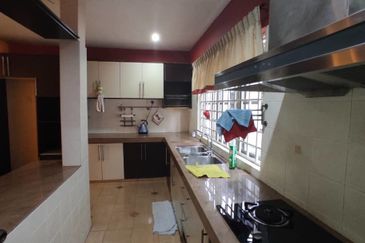 ANGGERIK ERIA KOTA KEMUNING