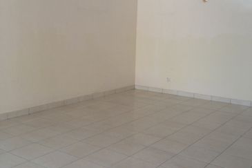 Jalan Kemuning Bayu 33/32F