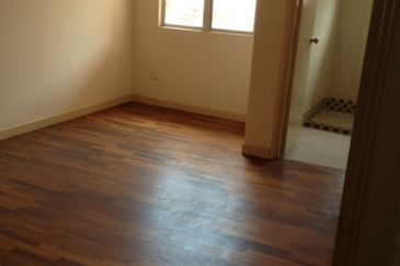 Jalan Kemuning Bayu 33/32F