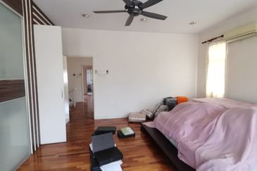 Jalan Kemuning Bayu 33/32F