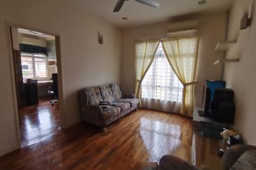 Jalan Kemuning Bayu 33/32F