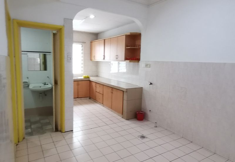 Jalan Sungai Burung 32/72