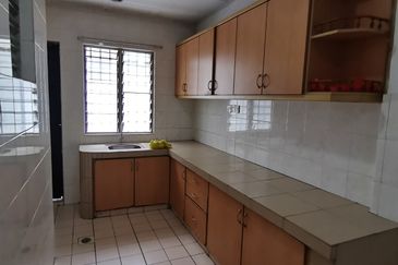 Jalan Sungai Burung 32/72