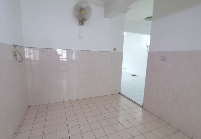 Jalan Sungai Burung 32/72