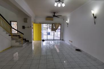 Jalan Sungai Burung 32/72