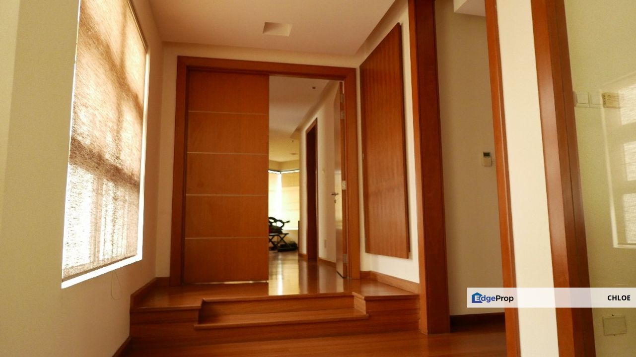 Freehold 2 Storey Bungalow Gita Bayu Seri Kembangan, Selangor, Seri Kembangan