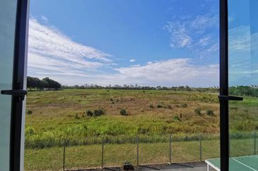 Scarlet @ Bandar Rimbayu