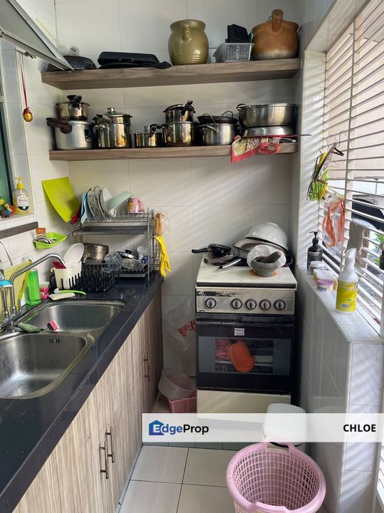 Nicely renovated tip top condition gated guarded , Selangor, Shah Alam