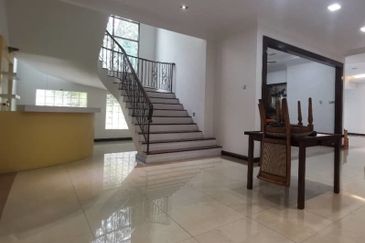 Eria hillside manor Kota Kemuning golf view 