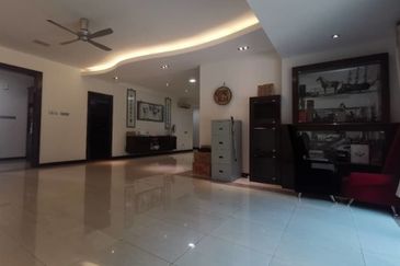 Eria hillside manor Kota Kemuning golf view 