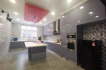 Eria hillside manor Kota Kemuning golf view 