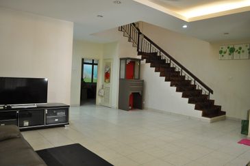 Canal Gardens, Kota Kemuning