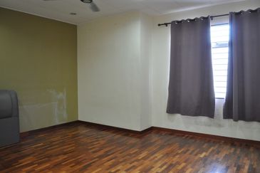 Canal Gardens, Kota Kemuning