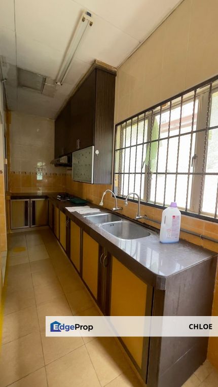 Gated guarded Freehold renovated, Selangor, Kota Kemuning