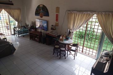 Jalan Anggerik Eria 31/108