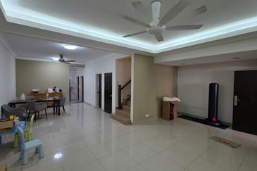 Jalan Anggerik Doritis 31/134