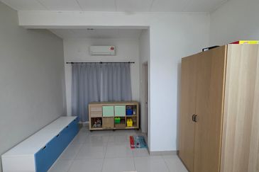 Jalan Anggerik Doritis 31/134