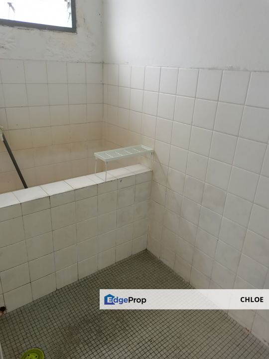 Taman Paramount townhouse upper floor for rent, Selangor, Petaling Jaya