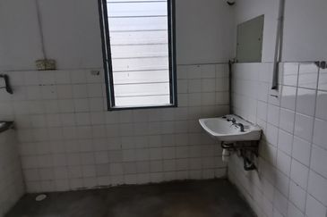 Paramount Garden (Taman Paramount)