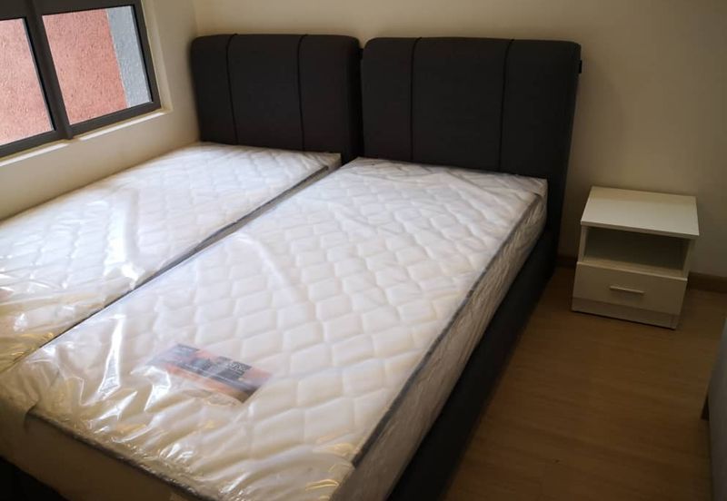 Gravit8 @ Klang South