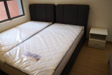 Gravit8 @ Klang South