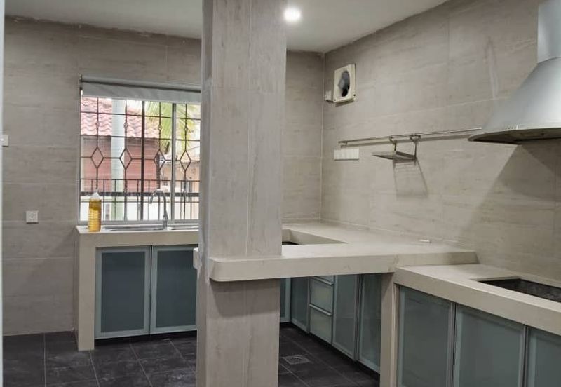 Canal Gardens, Kota Kemuning