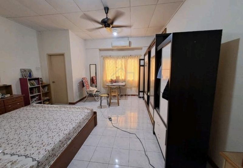 Jalan Sungai Burung 32/72