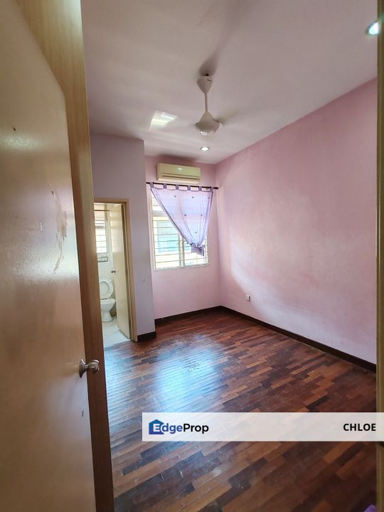 Gated guarded kitchen extended  good buy, Selangor, Shah Alam