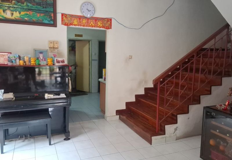 Jalan Anggerik Eria 31/108