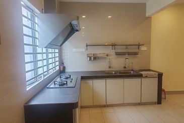 Canal Gardens, Kota Kemuning