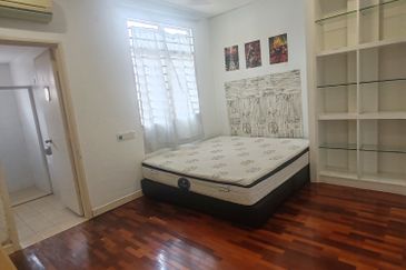 Canal Gardens, Kota Kemuning