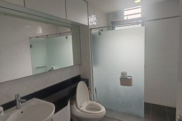 Canal Gardens, Kota Kemuning