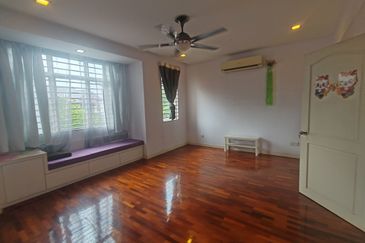 Canal Gardens, Kota Kemuning