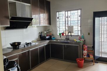 Emerald Garden, Kota Emerald