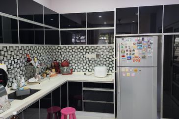 Emerald Garden, Kota Emerald