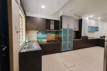 Canal Gardens, Kota Kemuning