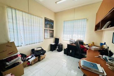 Jalan Bandar Kinrara 6A/2E