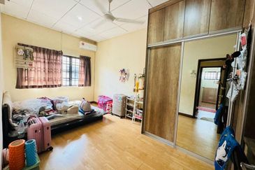 Jalan Bandar Kinrara 6A/2E