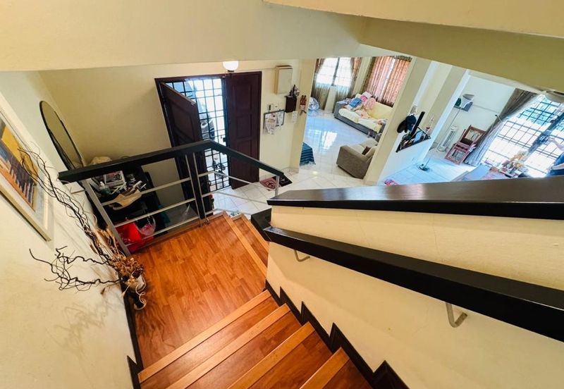 Jalan Bandar Kinrara 6A/2E