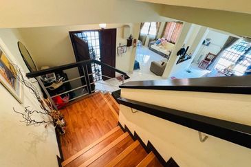 Jalan Bandar Kinrara 6A/2E