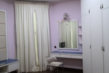 Canal Gardens, Kota Kemuning