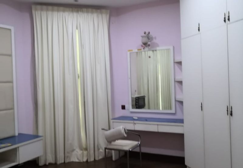 Canal Gardens, Kota Kemuning